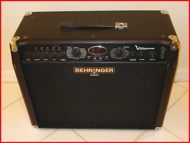 BEHRINGER V-AMPIRE LX112 ギターアンプ（Guitar Amp