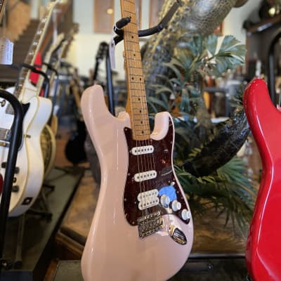 Fender Shell Pink HSS Strat w/ 50's Classic Player Neck / Pearly Gate and Texas Spec Pickups / Tweed image 3