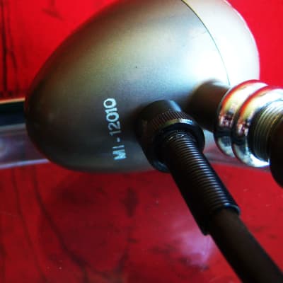 Vintage 1940's RCA MI-12010 dynamic microphone High Z w original cable & RCA stand WORKING image 8