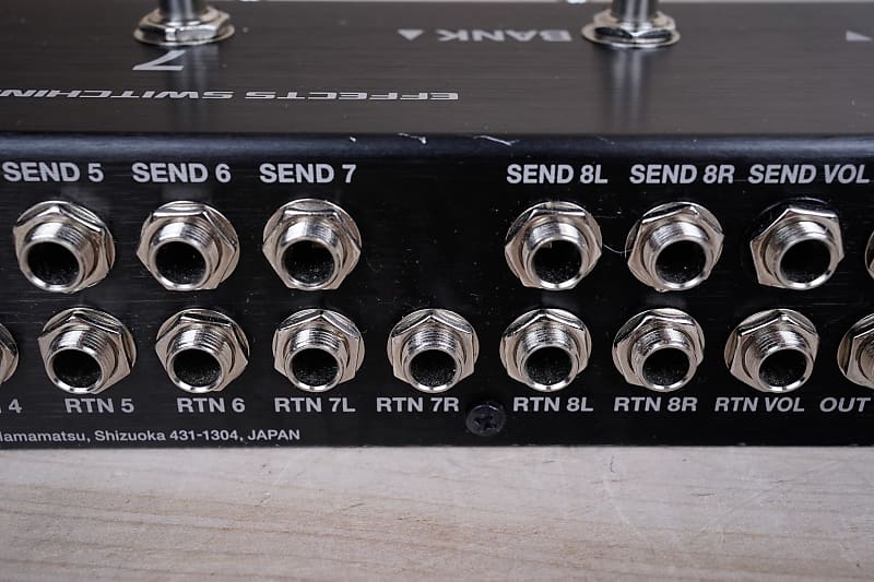 Boss ES-8 Multi-Effects Guitar Effect Pedal for sale online