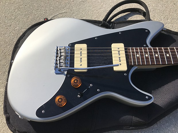Don Grosh ElectraJet Standard Electric Guitar P90 Jaguar Jazzmaster style offset Inca Silver lacquer