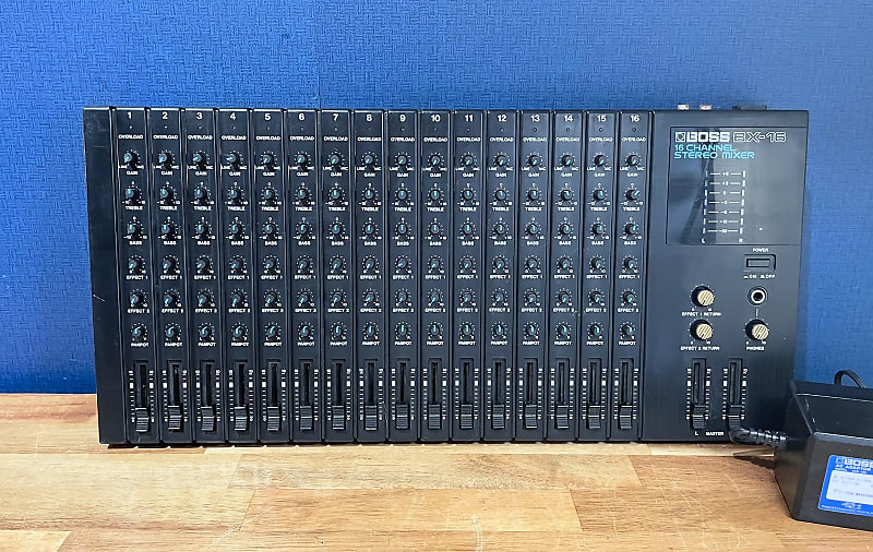 Boss BX-16 16-Channel Stereo Mixer | Reverb Canada