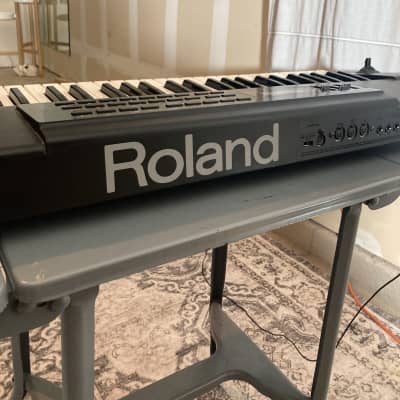 Roland XP-10 61-Key Multi-Timbral Synthesizer 1995 - 2002 - Black