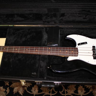 Fender American Vintage '64 Jazz Bass 2013 - 2015