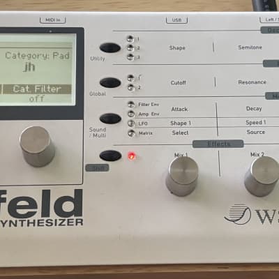 Waldorf Blofeld Desktop Synthesizer 2007 - Present - White