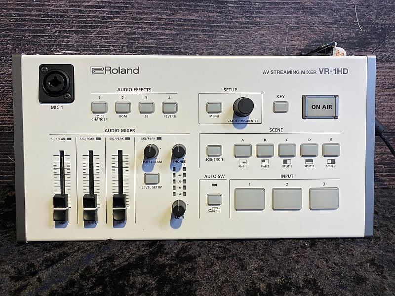 Roland VR-1HD Mixer (Atlanta, GA) (TOP PICK)