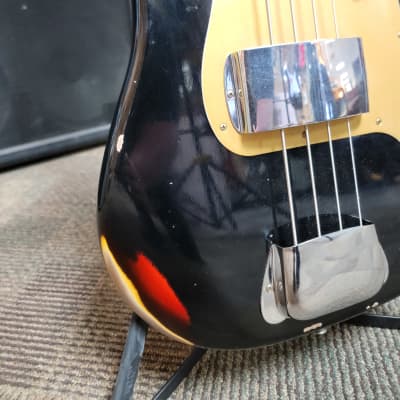 Fender Custom Shop '58 Precision Bass Relic - Black paint over 3 Tone Sunburst image 3