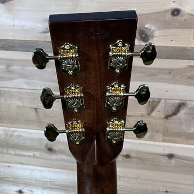 Martin Custom Shop 00 Italian Spruce/Guatemalan Rosewood Acoustic Guitar - Natural image 6
