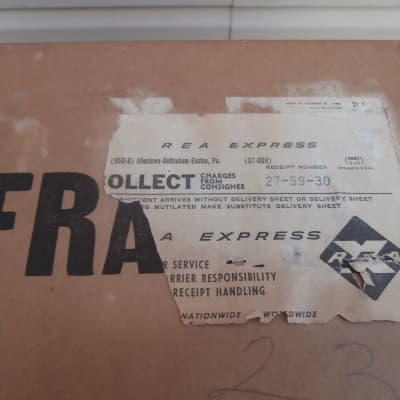 RARE Vintage Early 1960's Martin Dreadnought Guitar Shipping Box! Original D-28, D-18 Carton! image 7