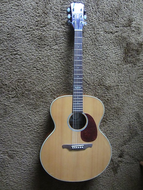 Alvarez jumbo acoustic guitar sale