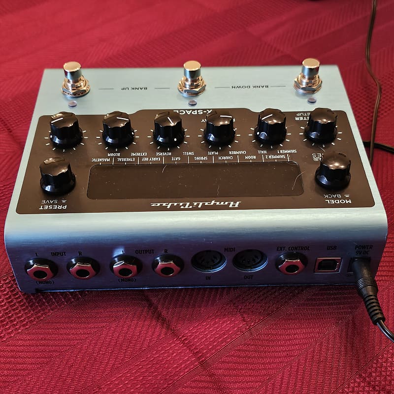 IK Multimedia AmpliTube X-SPACE Reverb Effects Pedal Blue - Music Head Store