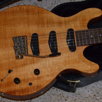 SUNDAY DEAL Hamer Mirage=rare made in USA 1994 Koa top*3xHot Rails*sounds/plays great*mint condition image 1