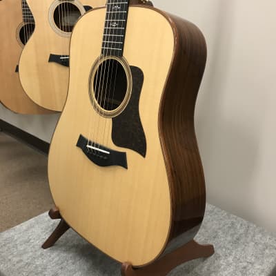 Taylor 710e Dreadnought Acoustic/Electric Guitar with Hardshell Case 2016 Natural image 6