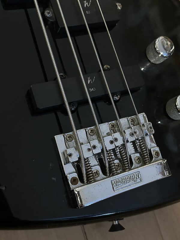 ＷＡＳＨＢＵＲＮ ＸＢ－２００ Washburn XB-200 Electric Bass 4 String Bass Guitar - Black