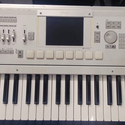 Korg M3 61 2010s - Gray