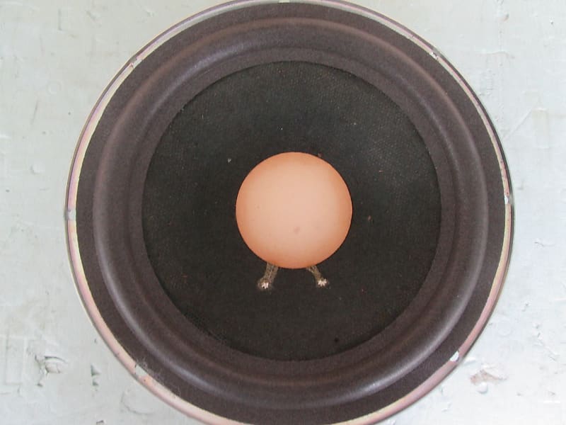 Acoustic Research AR93 woofer in very good condition -3 1970&#039;s  			