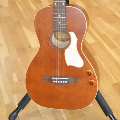 ART & LUTHERIE Roadhouse Havana Brown Q-Discrete / Made In Canada / Parlor Electro image 2