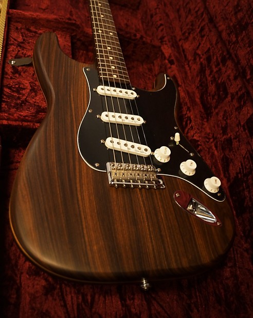 Jimi hendrix rosewood clearance stratocaster