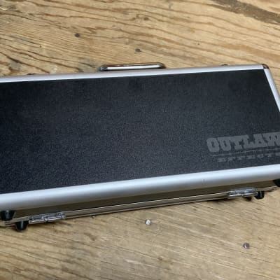 Outlaw Effects Case 2019 Black image 2