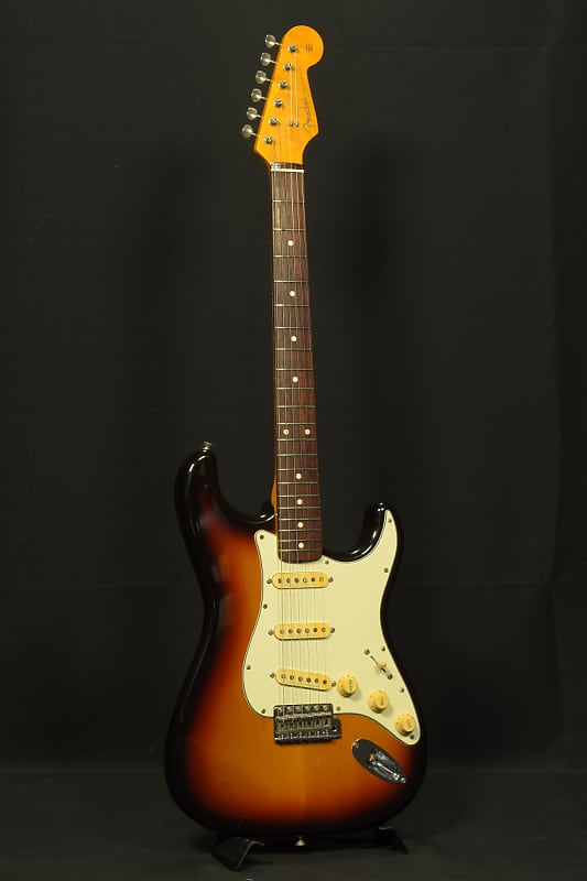 ギター Fender ST62-DMC Fender Japan Fender Japan ST62-DMC/VSP 3Tone Sunburst [SN
