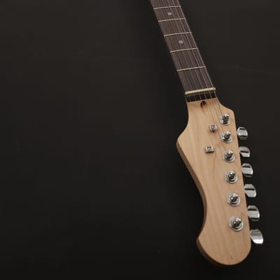 Hadean 25 1/2" Scale EG-462 IV Electric Guitar image 4