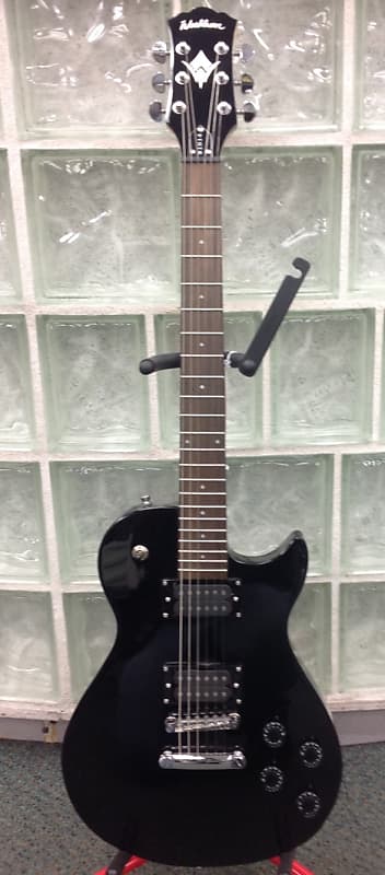 Washburn WIN14 Black Electric Guitar | Reverb