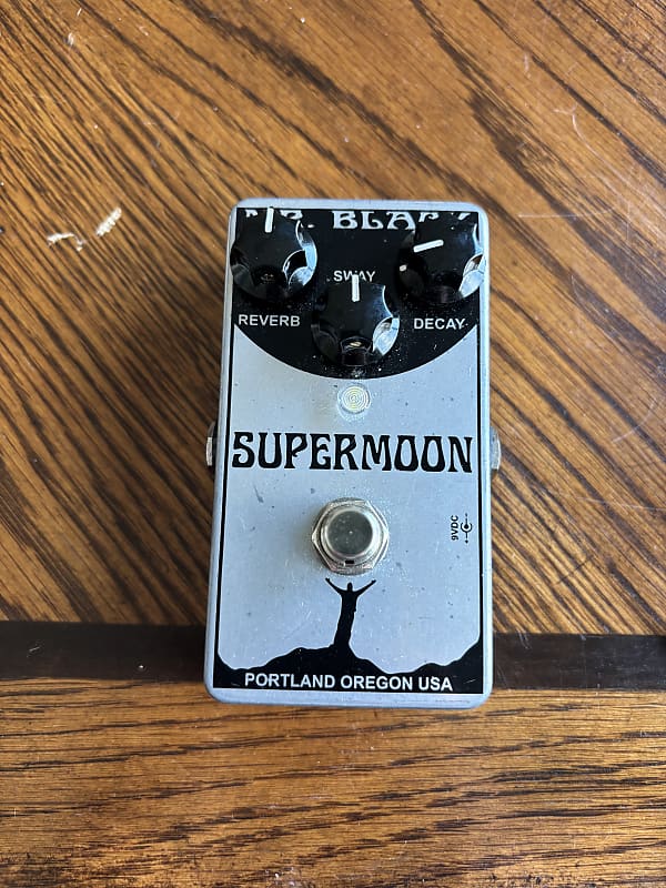 Mr. Black Supermoon Chrome