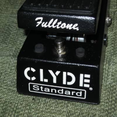 used with light player's wear (but mostly clean) 2008 Fulltone Clyde Standard Wah (BLACK) designed with NO external controls, + printout copy of Owner's Manual (NO box, NO original paperwork, NO sticker) image 2