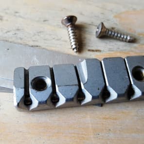 ギター Wilkinson roller nut Wilkinson Roller Nut | Reverb