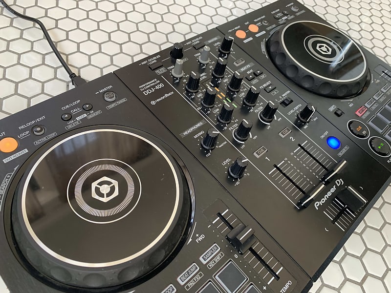 Pioneer DDJ-400 rekordbox DJ Controller | Reverb Pioneer DDJ-400 rekordbox DJ Controller | Reverb