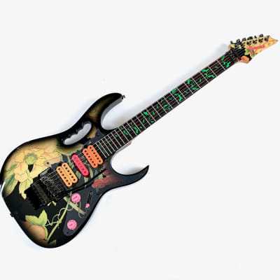 Ibanez JEM77 Floral Pattern初期スティーヴヴァイモデル Ibanez JEM77-FP Steve Vai Signature Black Floral Pattern