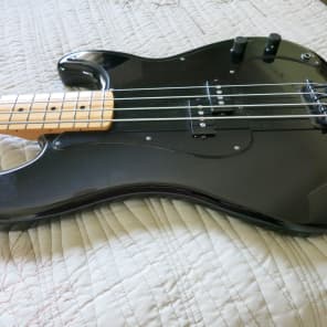Fender Precission Roger Waters Signature Bass image 4