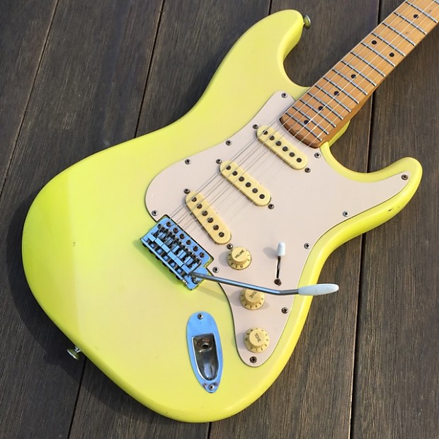 Hondo sale stratocaster 70s