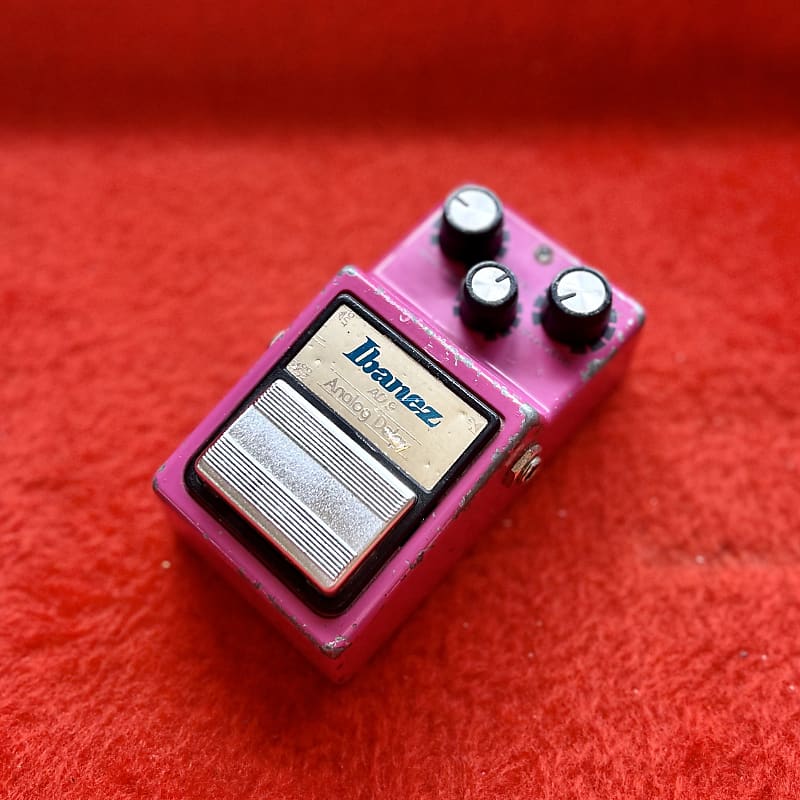 Ibanez AD-9 analog delay pedal c 1980 Pink original vintage MIJ Japan Maxon