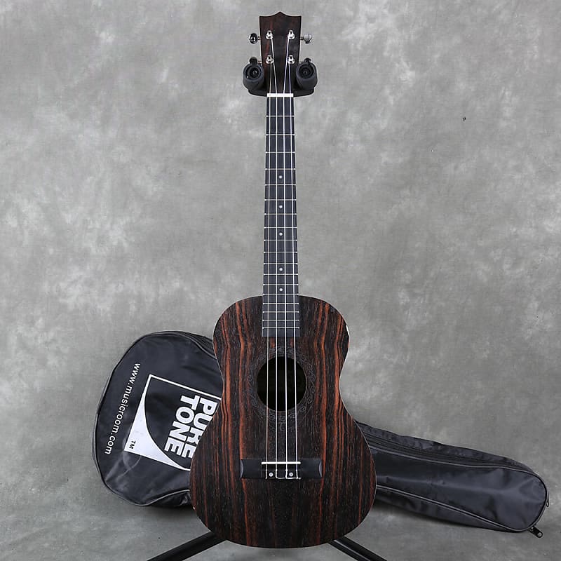 Tanglewood TWT 20 Tiare Baritone Ukulele Gig Bag 2nd Hand Reverb