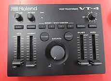 Roland VT-4