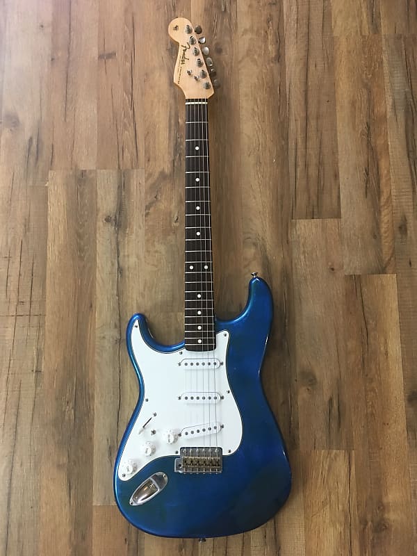 Left Handed Fender MIJ Custom ST62 Strat Lake Placid Blue Relic Nitro  Finish Vintage Style Japan