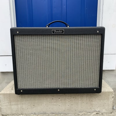 Fender Hot Rod Deluxe 3-Channel 40-Watt 1x12