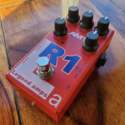 AMT Electronics R1 Legend pedal