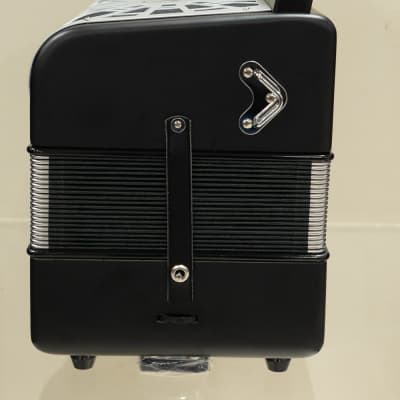 Hohner Compadre Series Accordion G/C/F Black( Available in FBE key) image 9