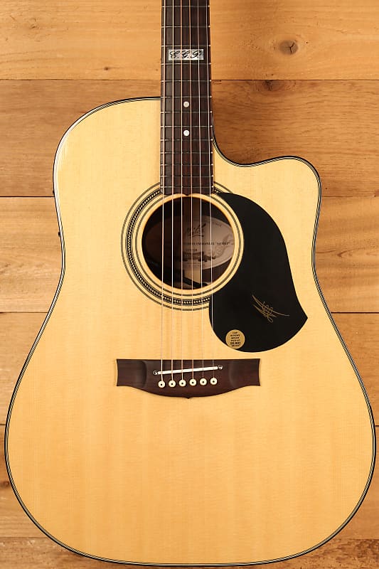 Maton TE1 Guitar Tommy Emmanuel Artist Sitka Spruce & Indian