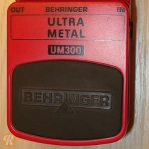 Behringer UM300 Ultra Metal Distortion Pedal