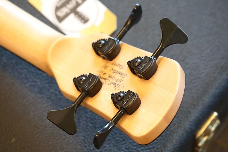 ベース Spector USA NS-4H2 Unplayed! 2009 Spector USA NS-4H2 4-String Electric Bass