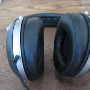 Denon d2000 headphones store