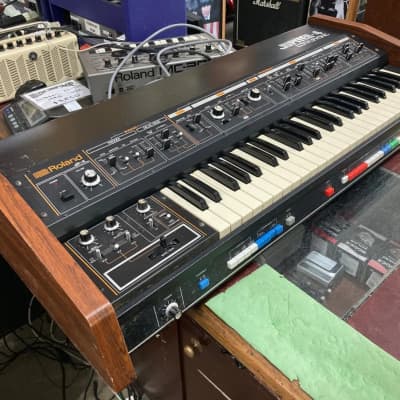 Roland Jupiter 4 49-Key Synthesizer 1978 - 1982