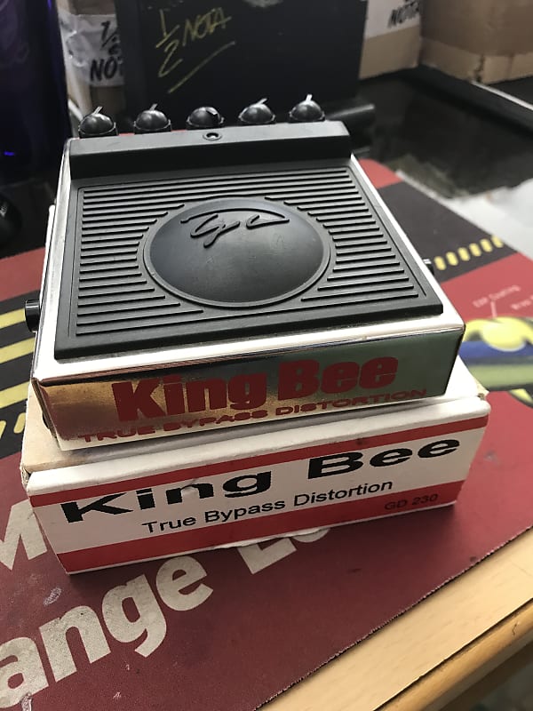 希少 GEORGE DENNIS King Bee Distortion 希少 GEORGE DENNIS