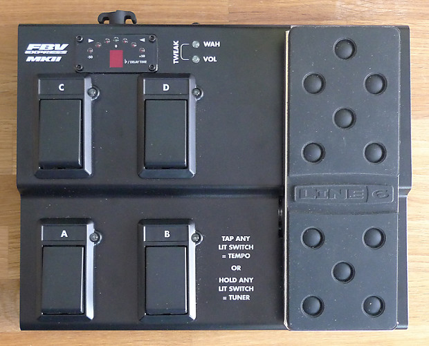 Line 6 POD HD desktop w/ FBV Express MKII foot controller