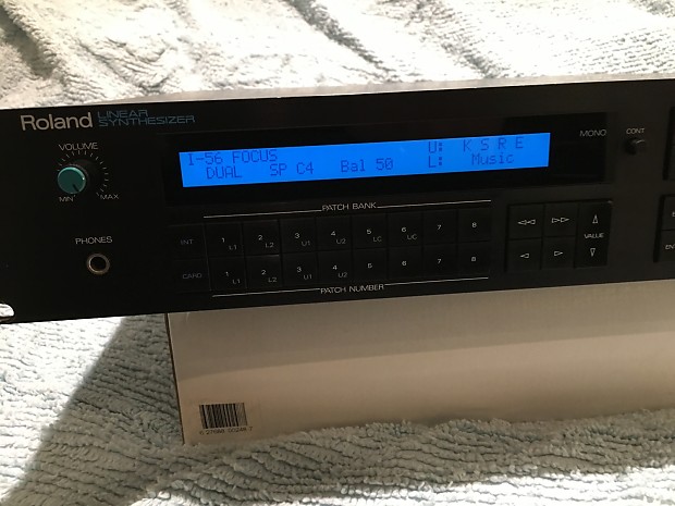 Roland D-550 Linear Synthesizer with Musitronics Expansion