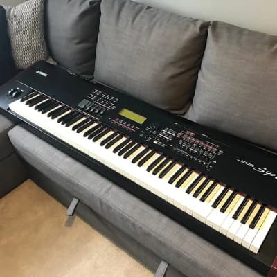 Yamaha S90 ES Stage Piano Keyboard