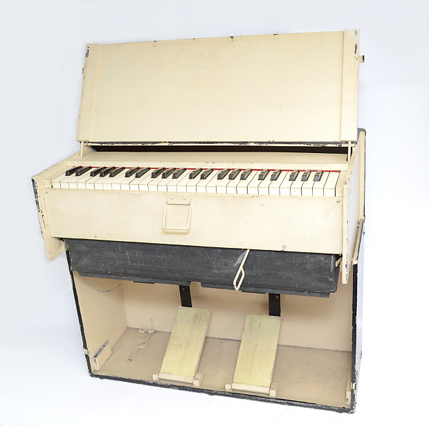 World Famous Bilhorn Brothers Folding Pump Organ Early 1900 s